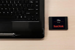 SanDisk Ultra 3D NAND 1TB Internal SSD - SATA III 6 Gb/s, 2.5 Inch /7 mm, Up to 560 MB/s